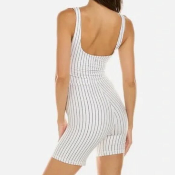 NEW WeWoreWhat Small White Black Pinstripe Twist Cutout Bodysuit - Picture 4 of 4